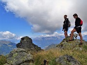 53 Da un cocuzzolo della cima del Ponteranica centrale vista sul Ponteranica occidentale